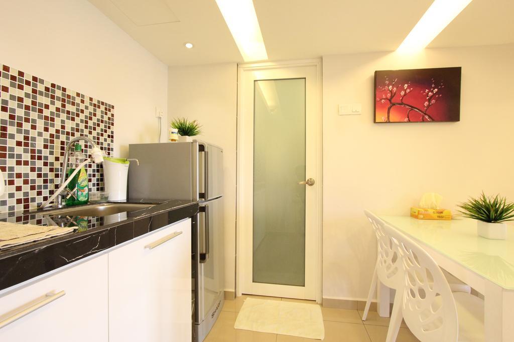 Lovage Stay Melaka Екстериор снимка